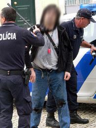 Eleições: Sócrates hoje com Alegre em Coimbra depois de uma noite com incidentes em Faro